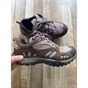 Women's Merrell Azura Water Repellent Hiking Sneaker size 8 in Chocolate Brown